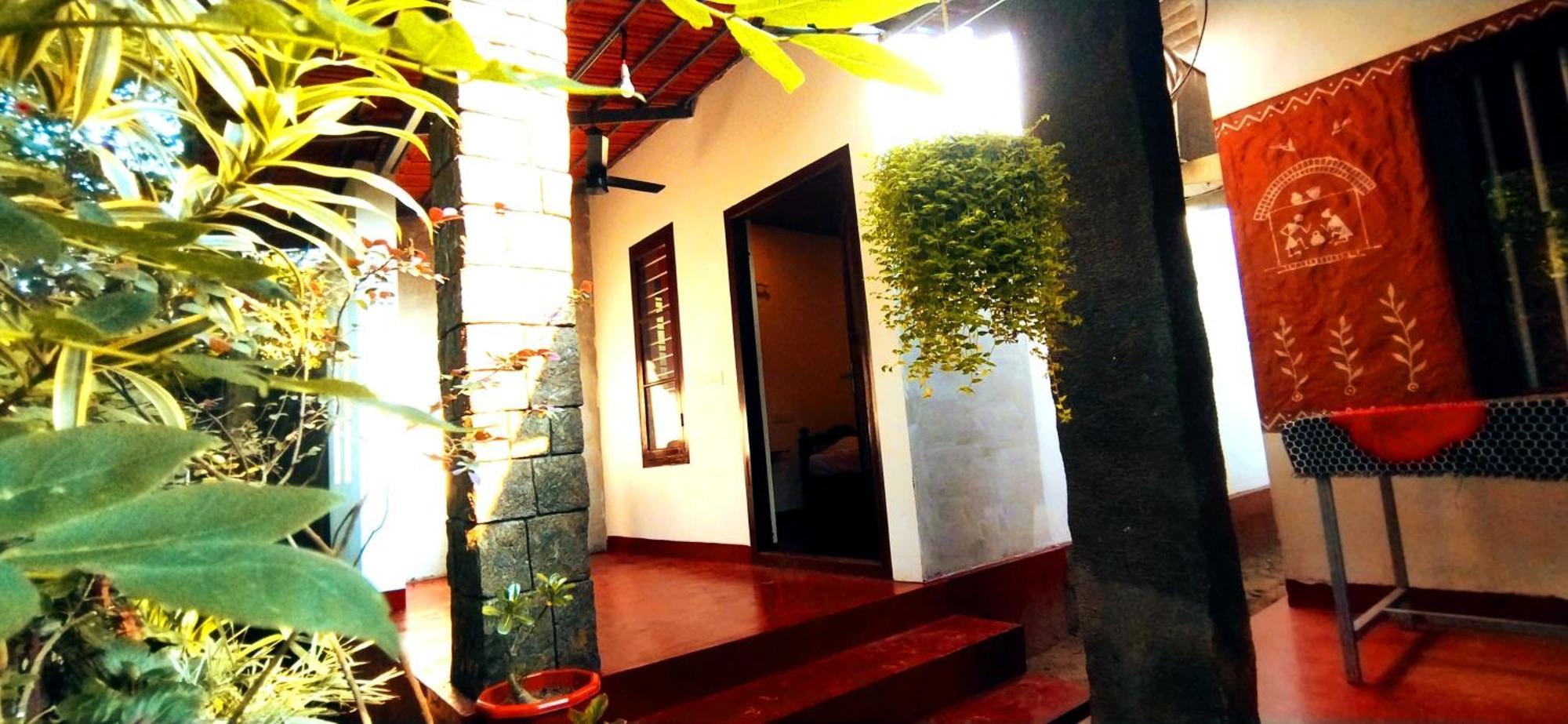 מאראריקולם Marari Sabari Home Stay מראה חיצוני תמונה