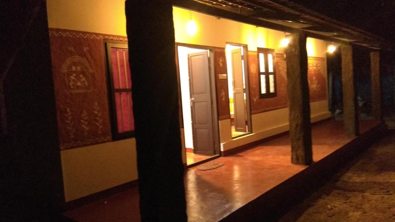 מאראריקולם Marari Sabari Home Stay מראה חיצוני תמונה
